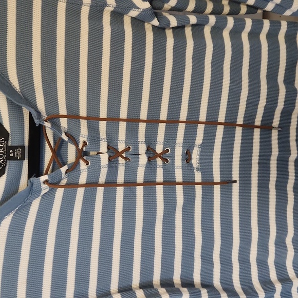 Striped blouse - Picture 3 of 7